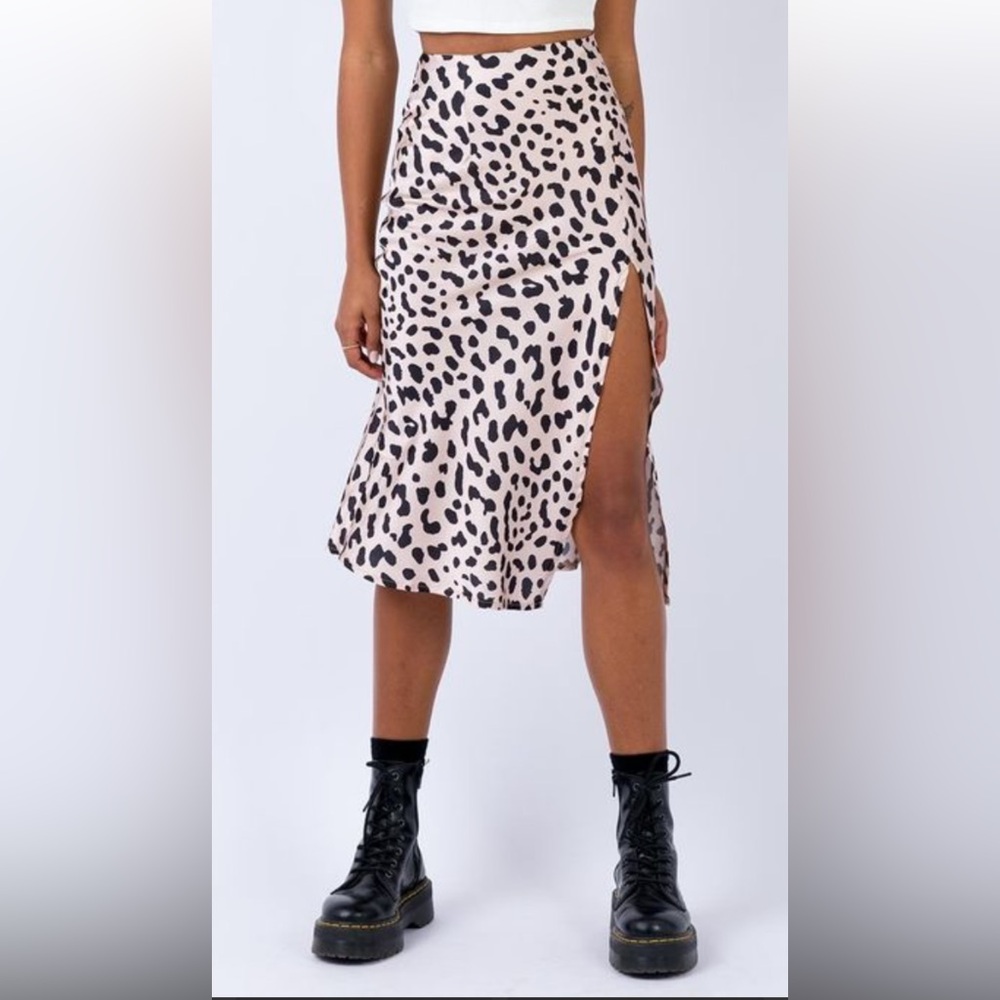 Princess Polly Cheetah Midi Skirt w/ slit - size US 6